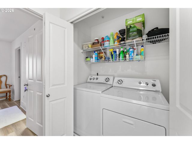 818 Nw 118TH Ave 105, Portland, OR 97229