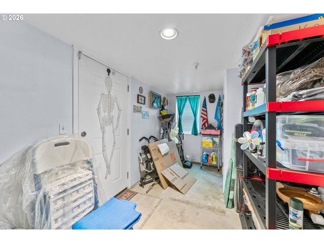 818 Nw 118TH Ave 105, Portland, OR 97229