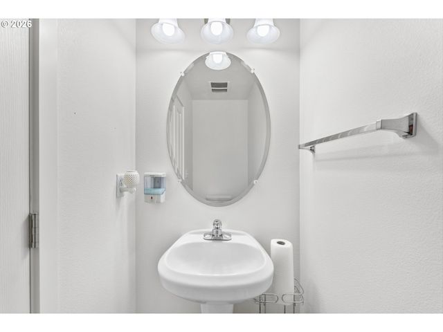 818 Nw 118TH Ave 105, Portland, OR 97229