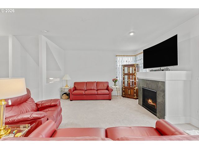 818 Nw 118TH Ave 105, Portland, OR 97229