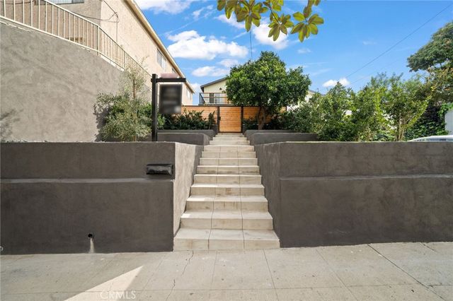 739 W 2nd, San Pedro, CA 90731