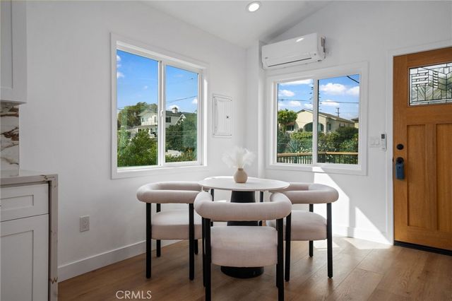 739 W 2nd, San Pedro, CA 90731