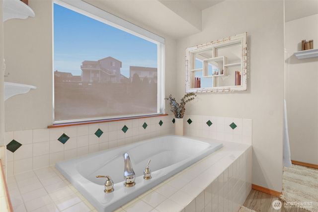 8331 76th Avenue NE, Marysville, WA 98270