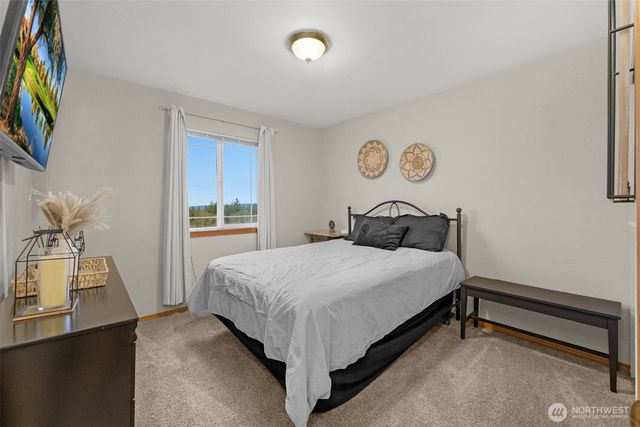 8331 76th Avenue NE, Marysville, WA 98270