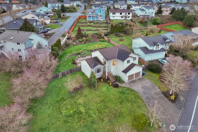 8331 76th Avenue NE, Marysville, WA 98270