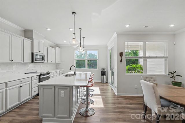 16704 Summers Walk Boulevard 27, Davidson, NC 28036