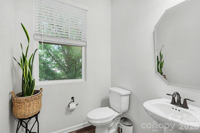 16704 Summers Walk Boulevard 27, Davidson, NC 28036