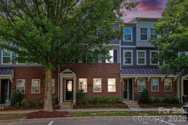 16704 Summers Walk Boulevard 27, Davidson, NC 28036