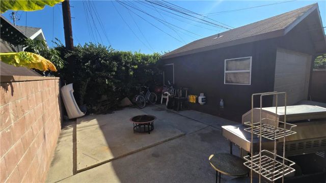 654 Oakford, Los Angeles, CA 90022