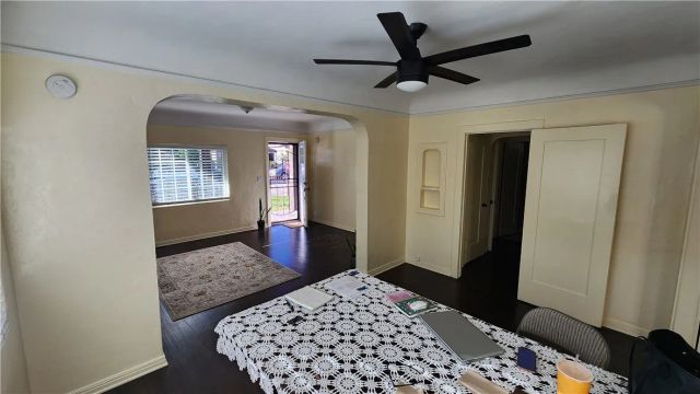 654 Oakford, Los Angeles, CA 90022