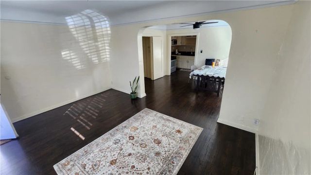 654 Oakford, Los Angeles, CA 90022