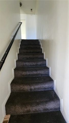 654 Oakford, Los Angeles, CA 90022