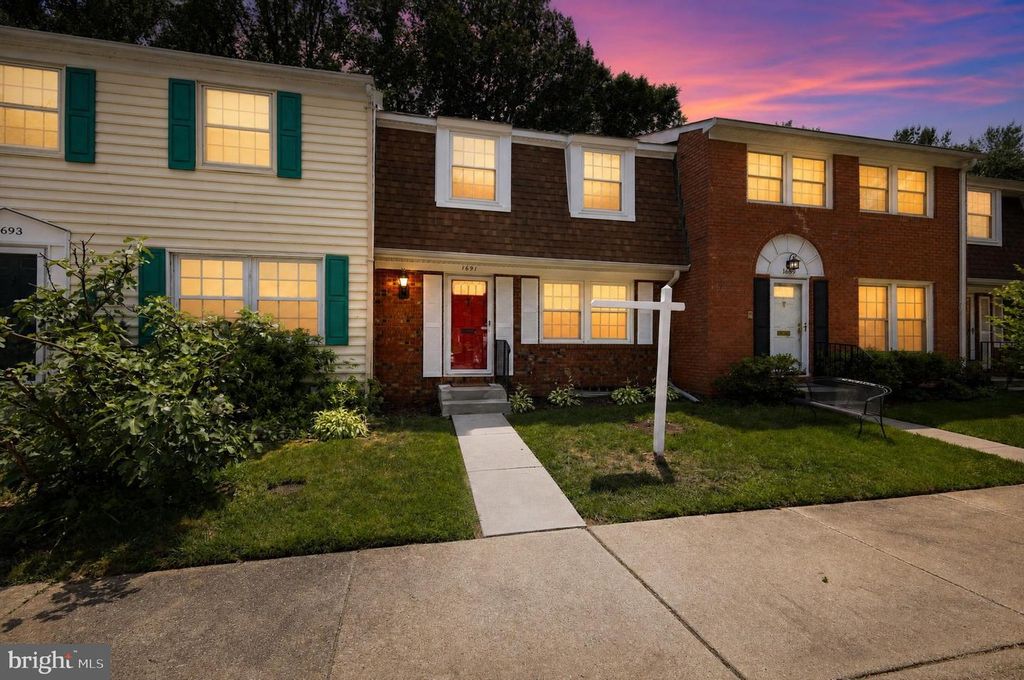 Image 1 of property listing at 1691 FREEMONT CT, Crofton, MD 21114