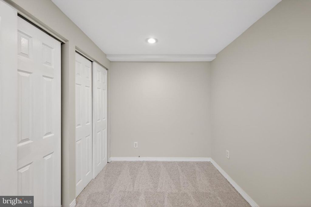 Image 22 of property listing at 1691 FREEMONT CT, Crofton, MD 21114