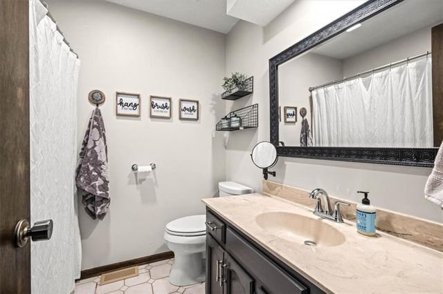 3905 N Colorado Avenue, Kansas City, MO 64117