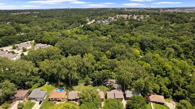 3905 N Colorado Avenue, Kansas City, MO 64117
