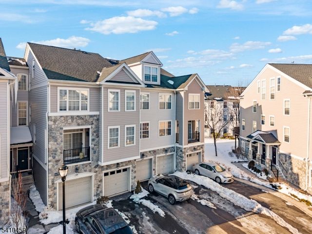 154 George Russell Way, Clifton City, NJ 07013