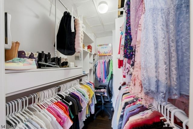 154 George Russell Way, Clifton City, NJ 07013