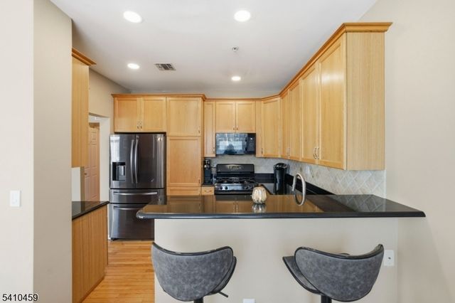 154 George Russell Way, Clifton City, NJ 07013