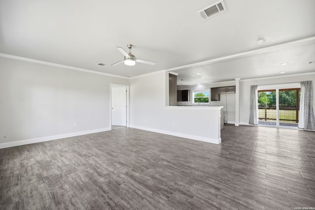 889 RUST RANCH RD, Blanco, TX 78606