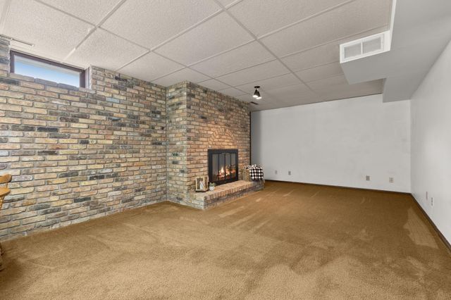 7917 Mount Curve Boulevard, Brooklyn Park, MN 55445