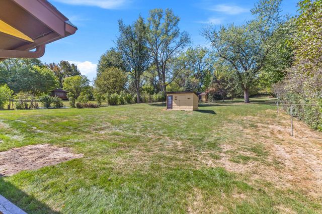 7917 Mount Curve Boulevard, Brooklyn Park, MN 55445