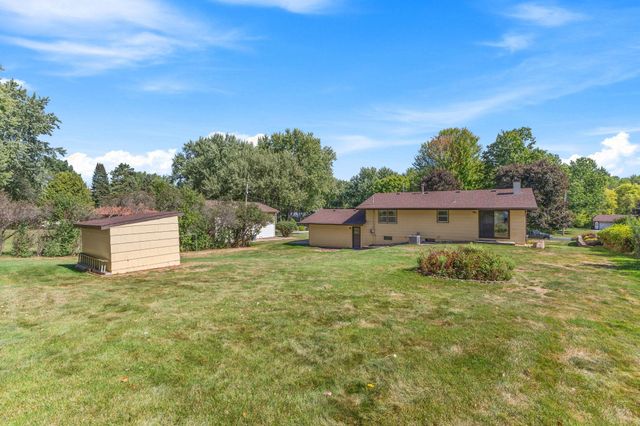 7917 Mount Curve Boulevard, Brooklyn Park, MN 55445