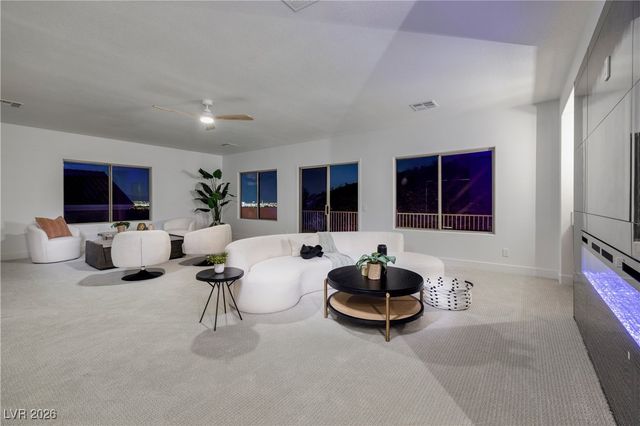 12 Oro Valley Drive, Henderson, NV 89052