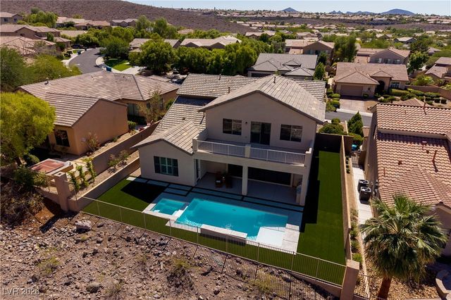 12 Oro Valley Drive, Henderson, NV 89052