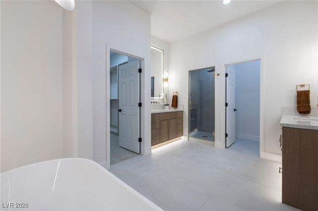 12 Oro Valley Drive, Henderson, NV 89052