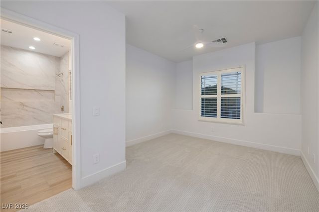 12 Oro Valley Drive, Henderson, NV 89052