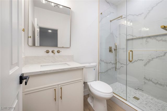 12 Oro Valley Drive, Henderson, NV 89052