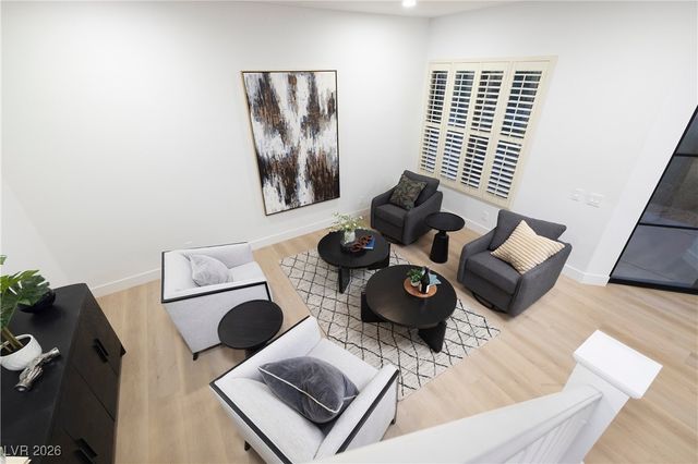 12 Oro Valley Drive, Henderson, NV 89052