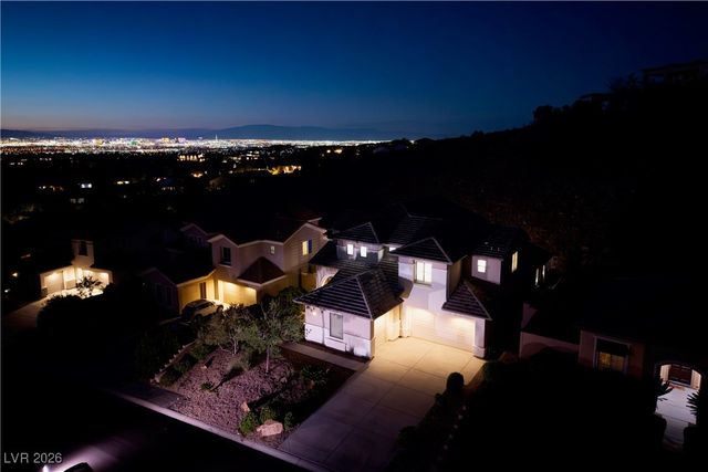 12 Oro Valley Drive, Henderson, NV 89052