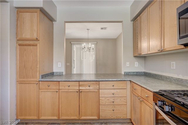 10592 Valdosta Avenue, Las Vegas, NV 89129
