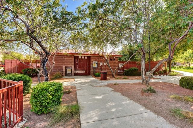 10592 Valdosta Avenue, Las Vegas, NV 89129