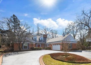 1115 Golfview Lane, Glenview, IL 60025