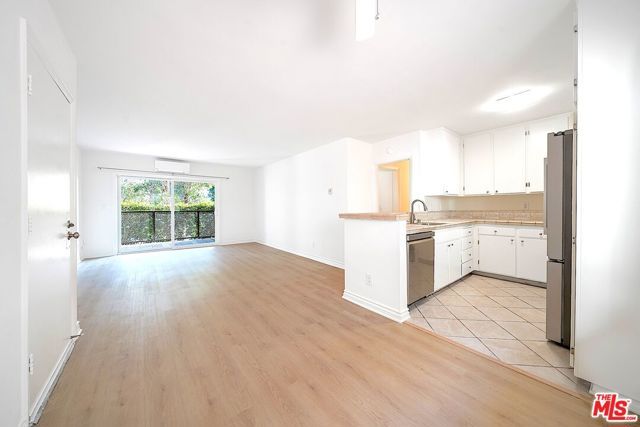 9005 Cynthia Street 103, West Hollywood, CA 90069