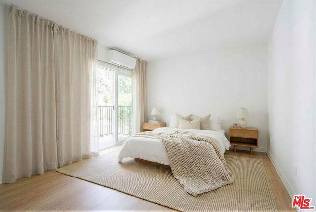 9005 Cynthia Street 103, West Hollywood, CA 90069