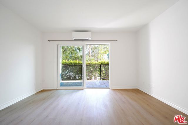 9005 Cynthia Street 103, West Hollywood, CA 90069