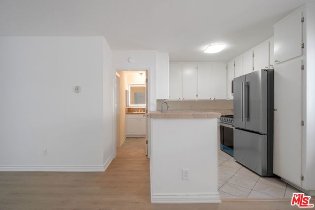 9005 Cynthia Street 103, West Hollywood, CA 90069