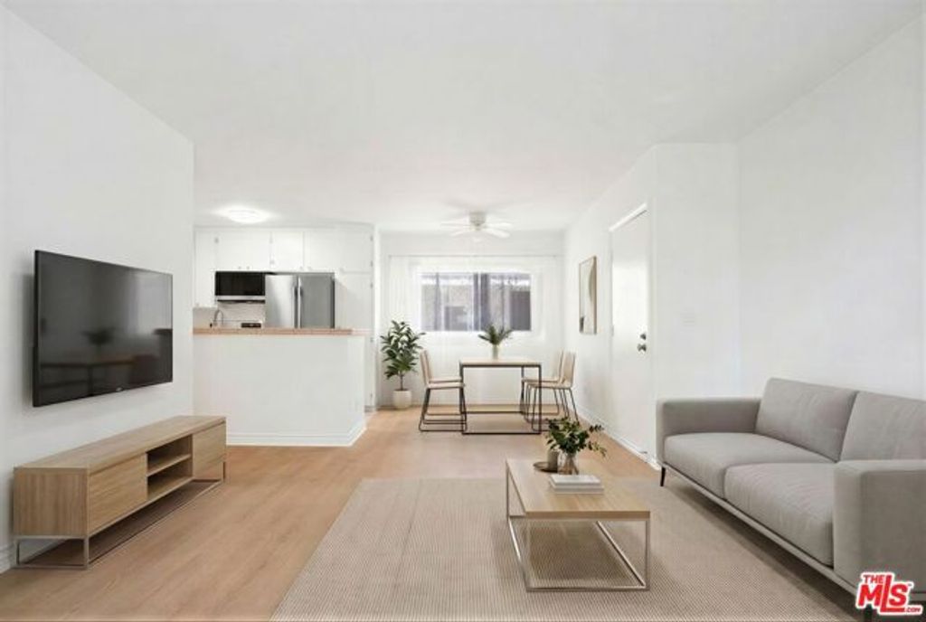 9005 Cynthia Street 103, West Hollywood, CA 90069