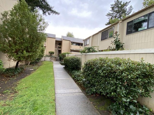 3017 Kaiser Drive B, Santa Clara, CA 95051