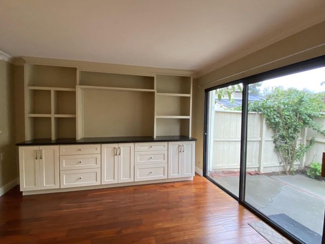 3017 Kaiser Drive B, Santa Clara, CA 95051