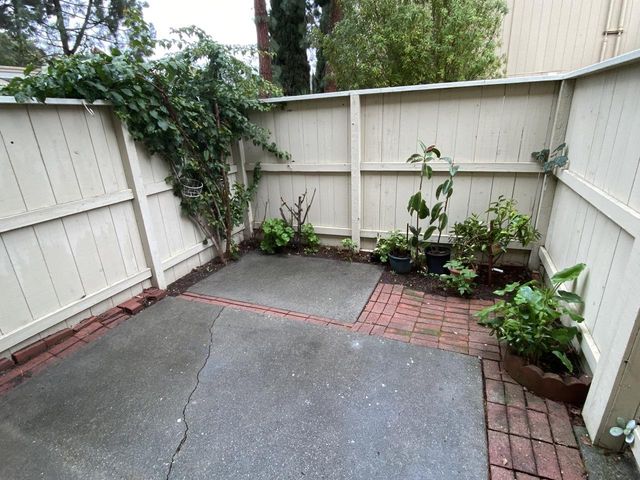 3017 Kaiser Drive B, Santa Clara, CA 95051
