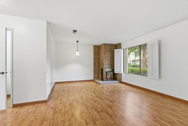 524 Hartnell Pl, Sacramento, CA 95825