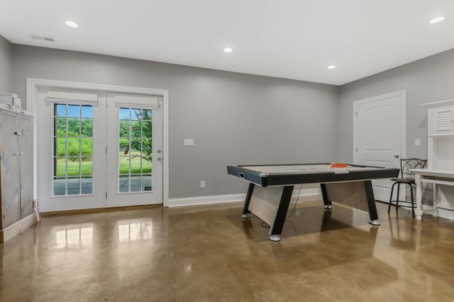 2350 Joe Brown Rd, Spring Hill, TN 37174