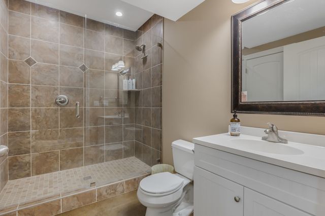 2350 Joe Brown Rd, Spring Hill, TN 37174