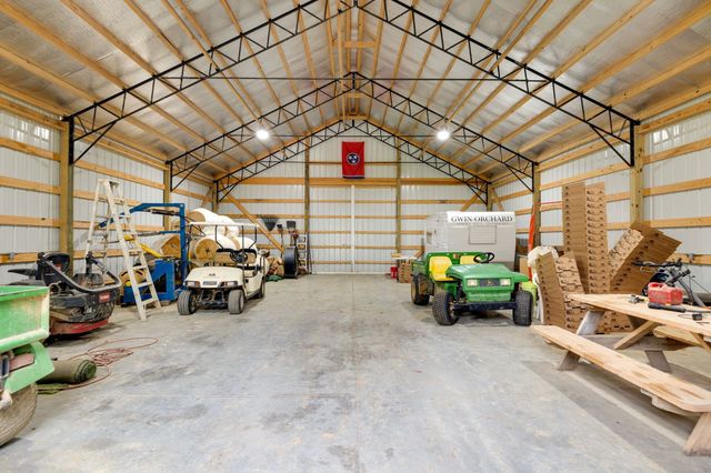 2350 Joe Brown Rd, Spring Hill, TN 37174