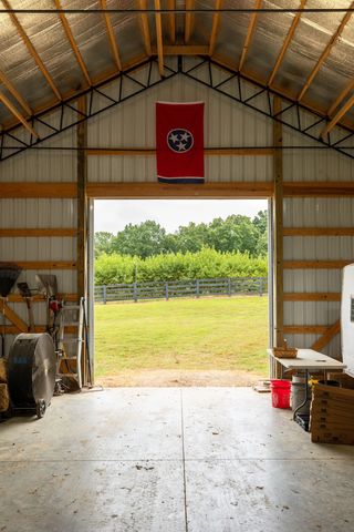 2350 Joe Brown Rd, Spring Hill, TN 37174